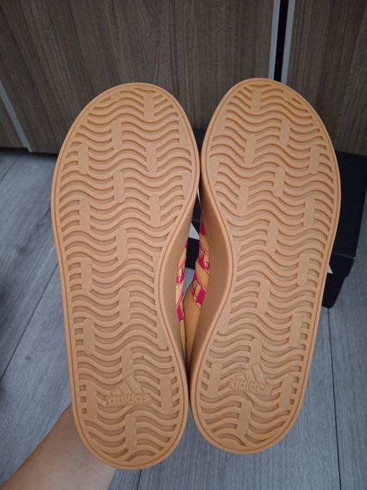 Чисто нови маратонки Adidas и Puma