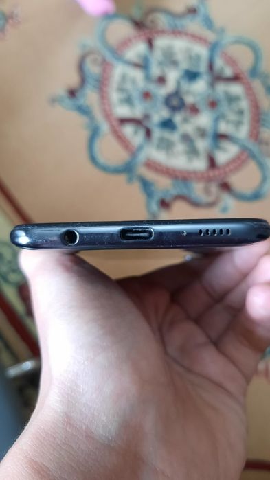 Продам Samsung A50