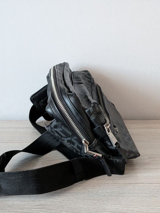 Сумка Tommy Hilfiger reporter bag