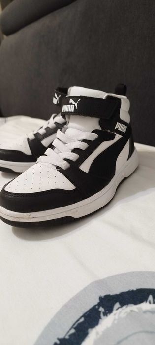 Vând adidași PUMA originali