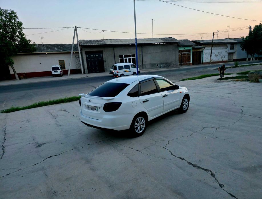 Lada Granta 2014y