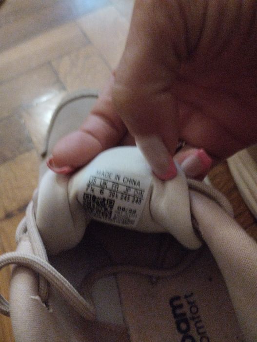 Маратонки adidas