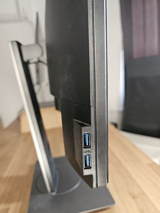 Monitor Dell Full HD usb 3.0. stare perfecta