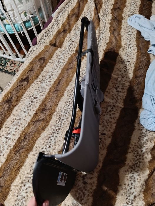 Продам шезлонг до 15 кг