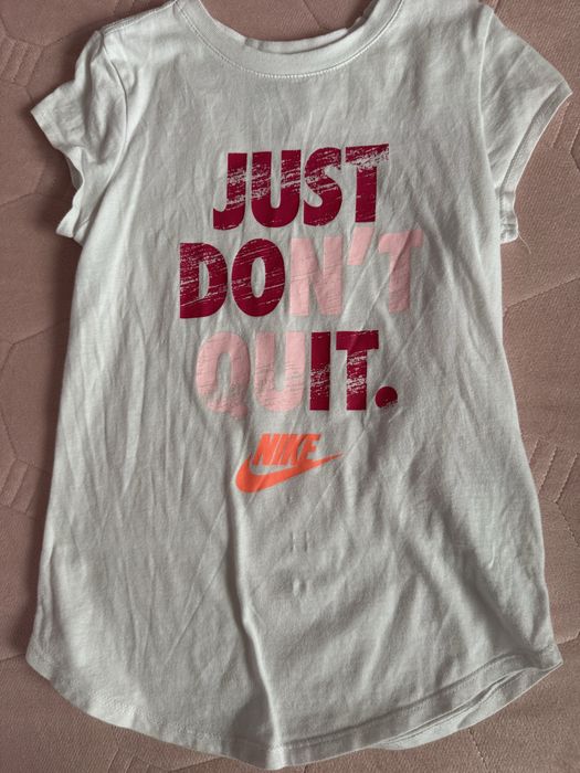 Tricouri(5 buc)+ colanti Nike