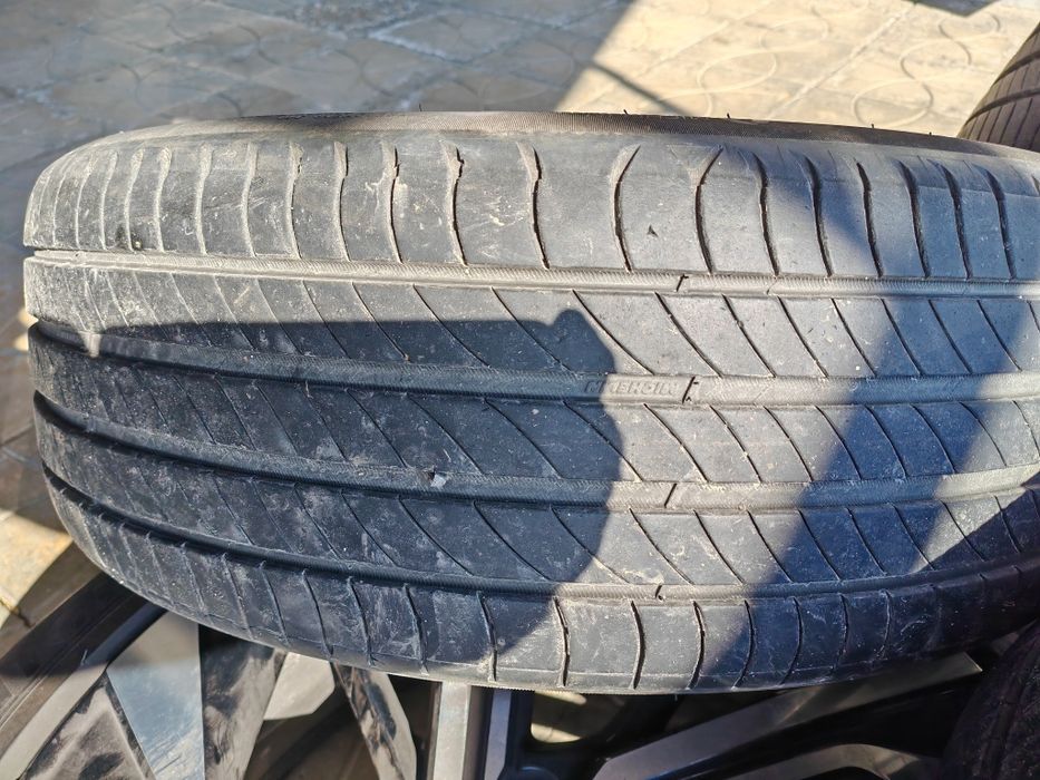Гуми Michelin Primacy 4 235/45/20