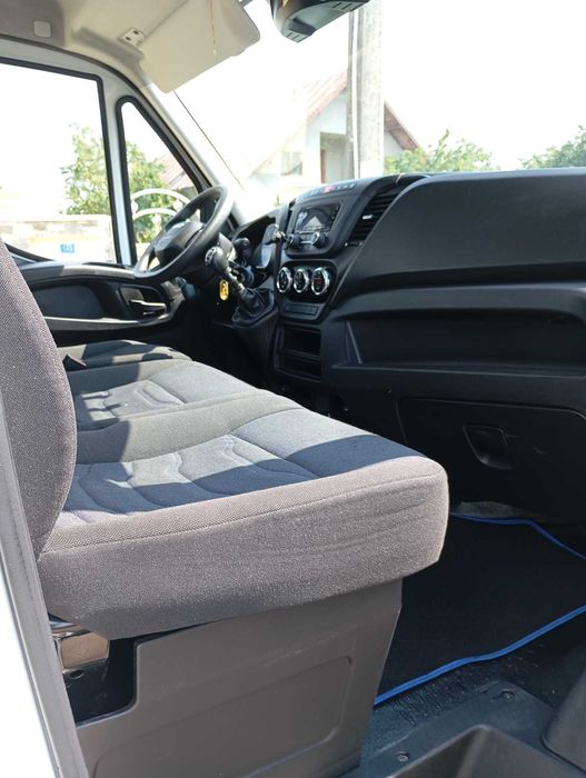 Iveco daily 35 C 16 cu macara