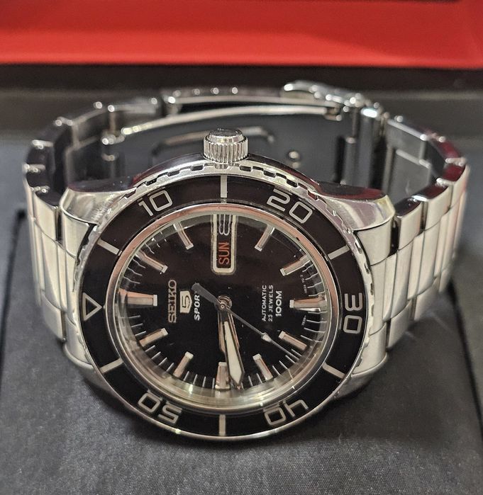 Vând/schimb Seiko 5 Sports SNZH53K1 7S36-04N0
