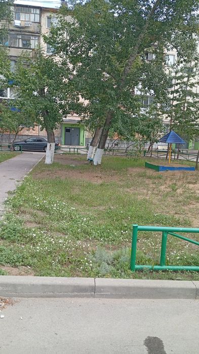 Продам 2 ком на ГАИ