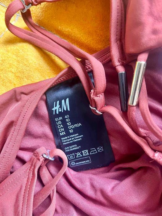 Нов бански цял Н&М/ размер 40