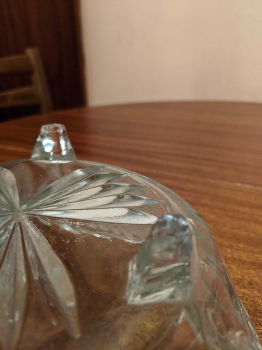 Стара гравирана фруктиера