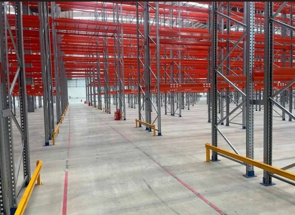 Raftrui metalice de depozitare