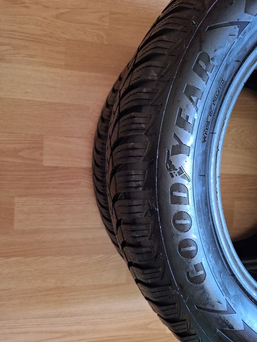 Anvelope GoodYear  165 70 14 Cauciucuri de iarna M+S Profil ca nou