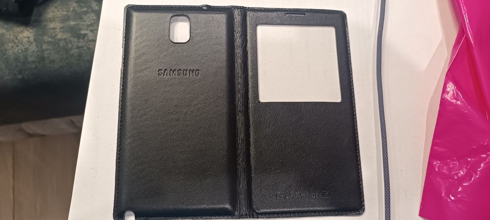 Чехол оригинальный на Samsung not 3