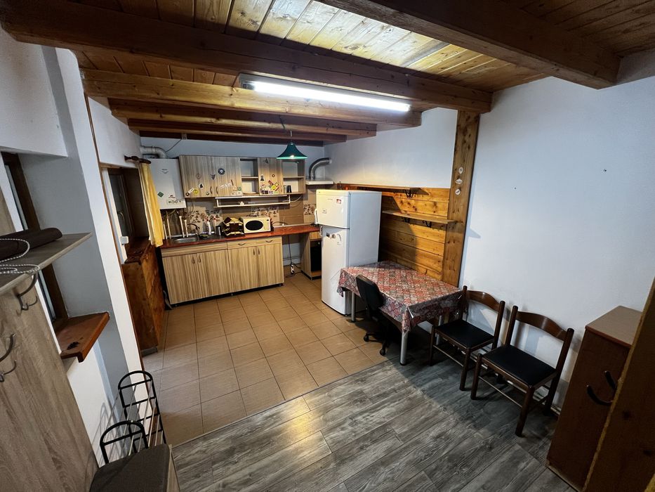 Inchiriez apartament in zona centrala Cluj