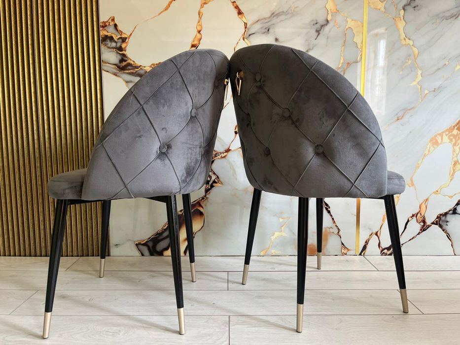 Стулья четыре штуки