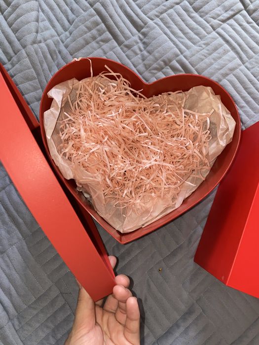 Продам подарочные коропки