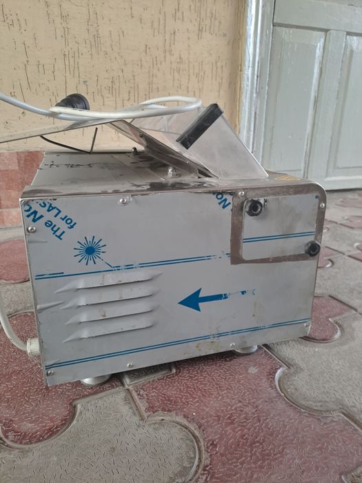Продам тестораскаточную машинку