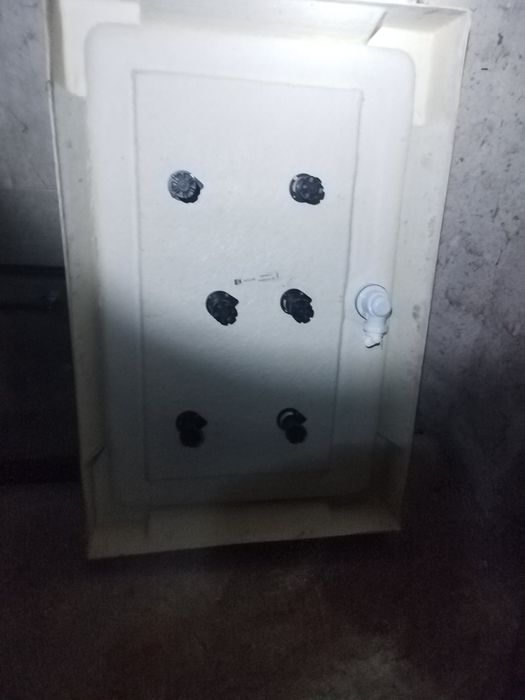 Cabina de dus cu cada