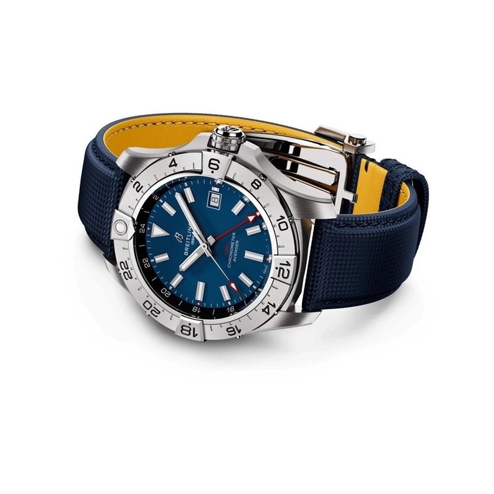 Часовник Breitling Avenger GMT 44 Blue Dial
