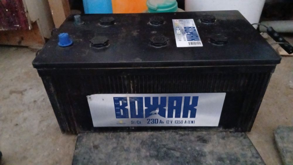 Бу рабочии аккумулятор 230ач продам