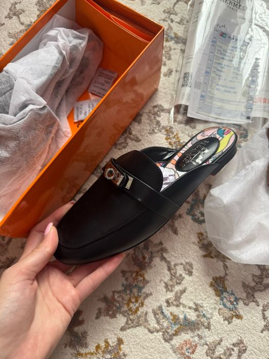 Продам мюли женские