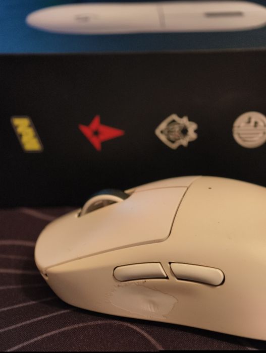 Игровая мышь Logitech G PRO X Superlight +коврик Hyperx в подарок