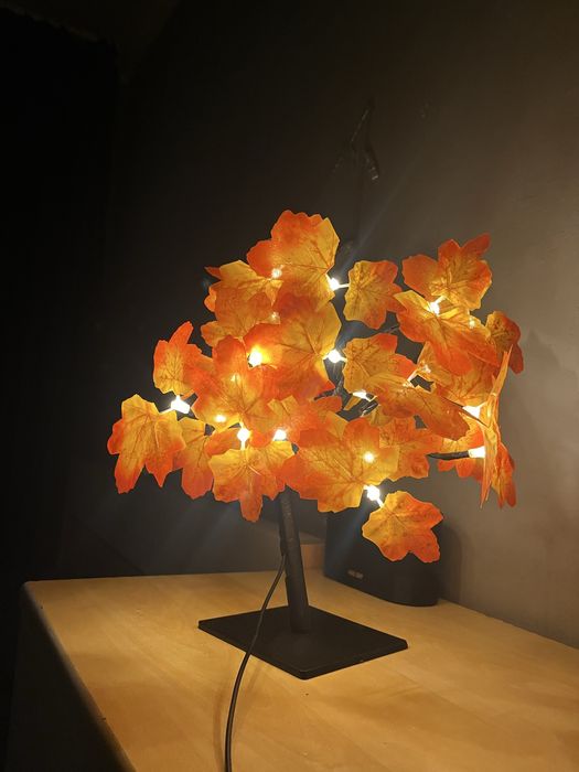 Светильник дерево