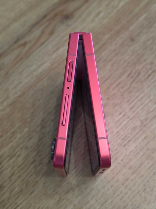 Samsung Galaxy Z Flip7 256GB Red