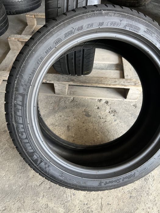 2 anvelope de vara 235/45/18 Michelin 6.7 mm!