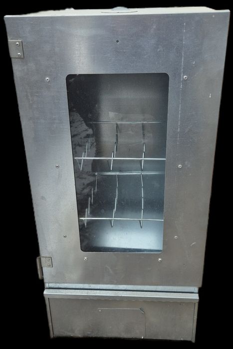 Afumătoare cu ușă de sticlă