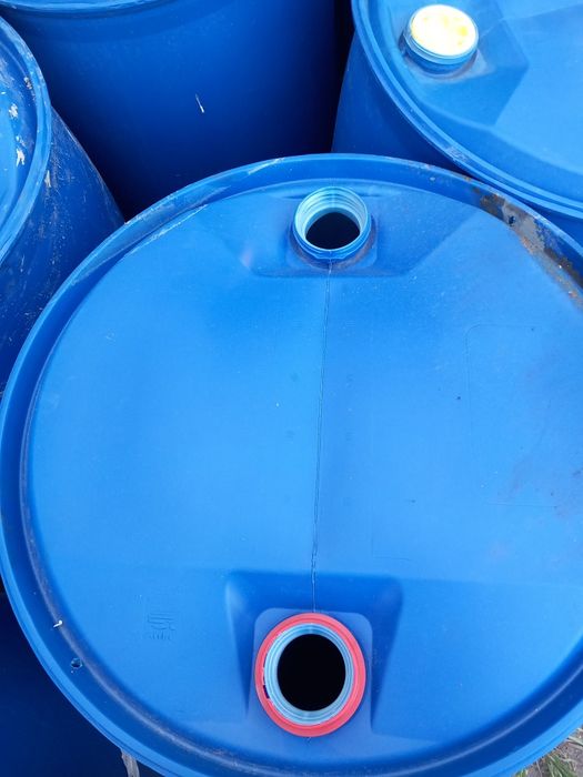 Butoaie plastic 200 l