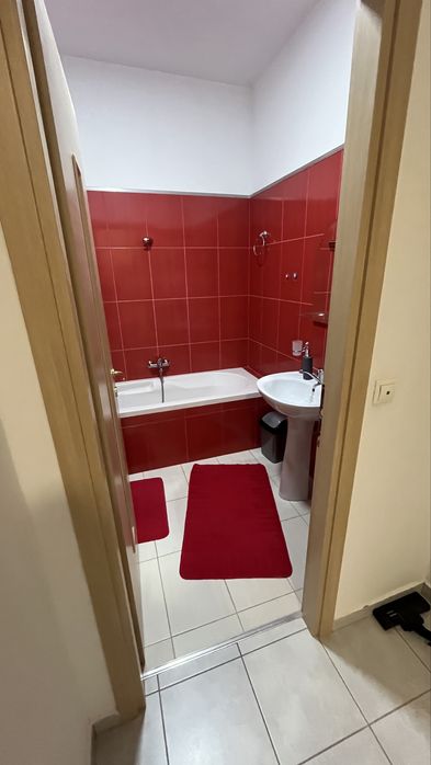 Inchiriez apartament 2 camere  Ploiesti,Cf 1 Bloc 2011