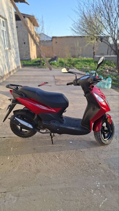 Sym orbit 2 benzinli skuter sotiladi