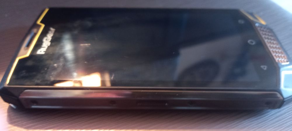 Telefon   Rud   gear