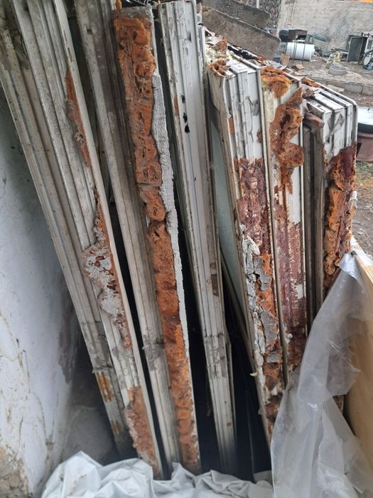 Продам окна,двери,ветражи