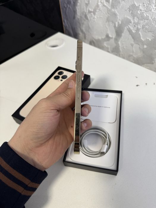 Iphone 13 в хорошем состояние