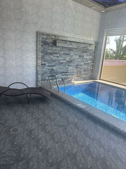 Ок тошда 6 сотих + 6 сотих дача сотилади