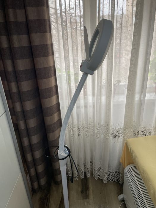 Lampa lumina rece