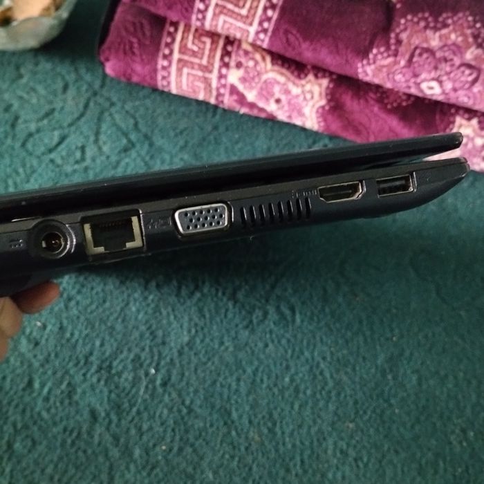 Aspire One mini netbook