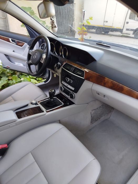 Vand fata completa mercedes C class an 2012