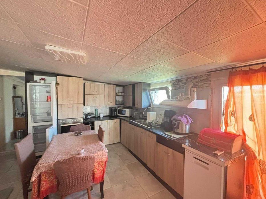 Продава се Къща в Камено - 120 кв.м за 584 €/кв.м - Снимка #5