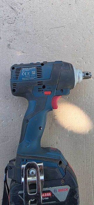 Bormasina impact Bosch GDS 18V 300