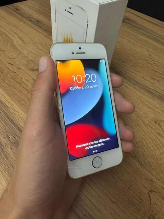 Iphone se2016 64 gb  продажа