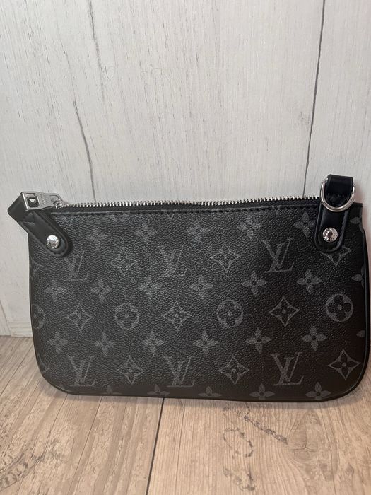 Мъжка чантичка на Louis Vuitton