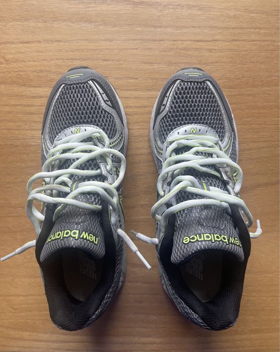 Кроссовки New Balance 860v2