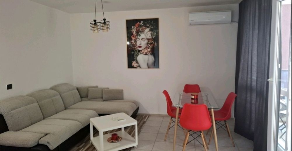 Дава се под наем Едностаен апартамент в София, Люлин 10 - 38 кв.м за 388.62 € - Снимка #4