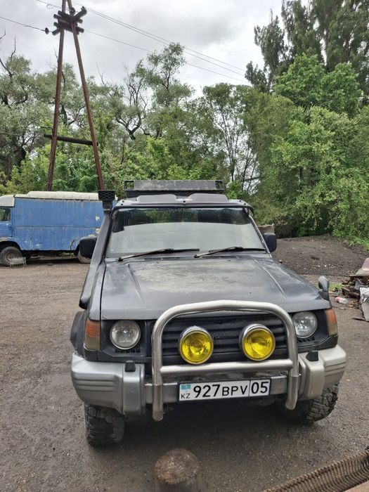Продам Mitsubishi Pajero