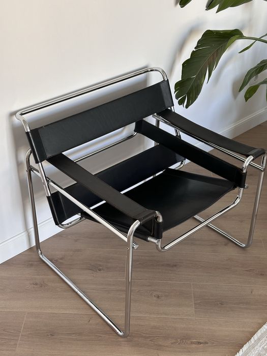 Арт объект кресло Knoll Wassily