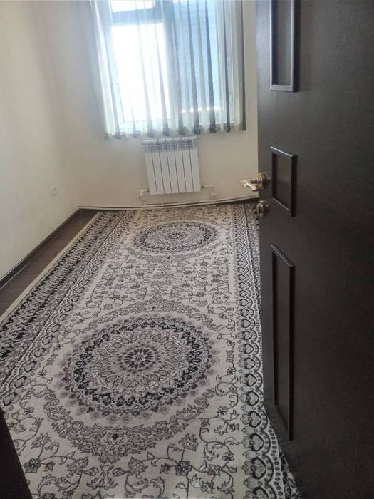 Arzon kvartiralar bor Nurafshon  eski toy tepa